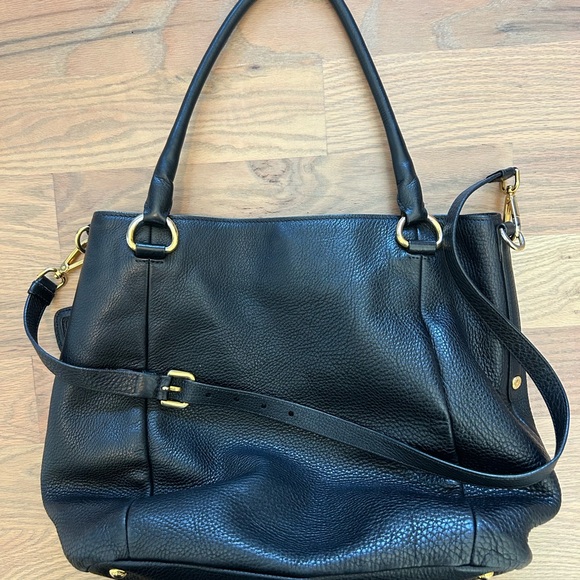 100% Authentic Prada Vitello Black Leather Bag - Picture 2 of 6